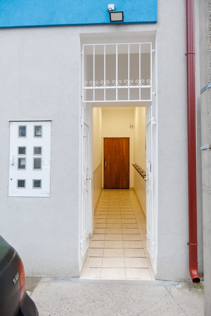 A Poliklinika Sente főbejárata